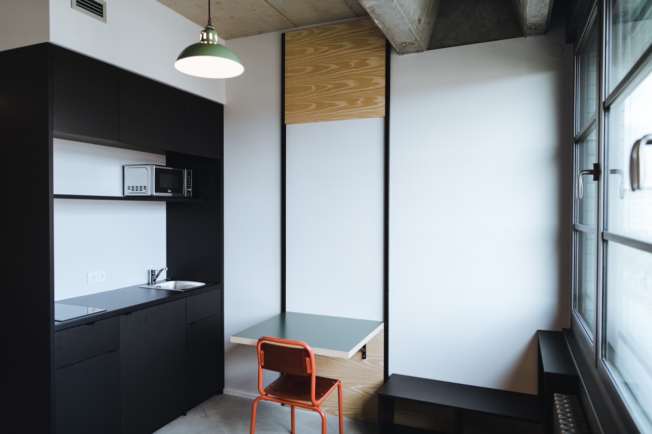 Picture category Classic room Neon Wood