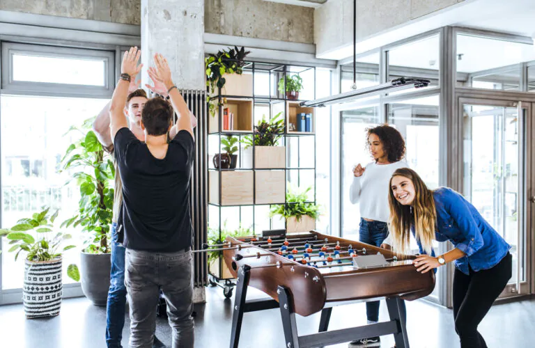 Leben im Neon Wood- Community