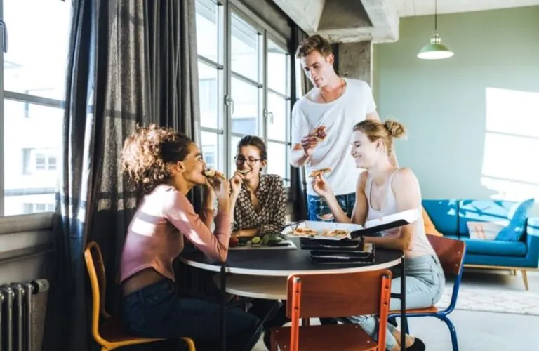 Berlin Frankfurter Tor DoubleDeluxe