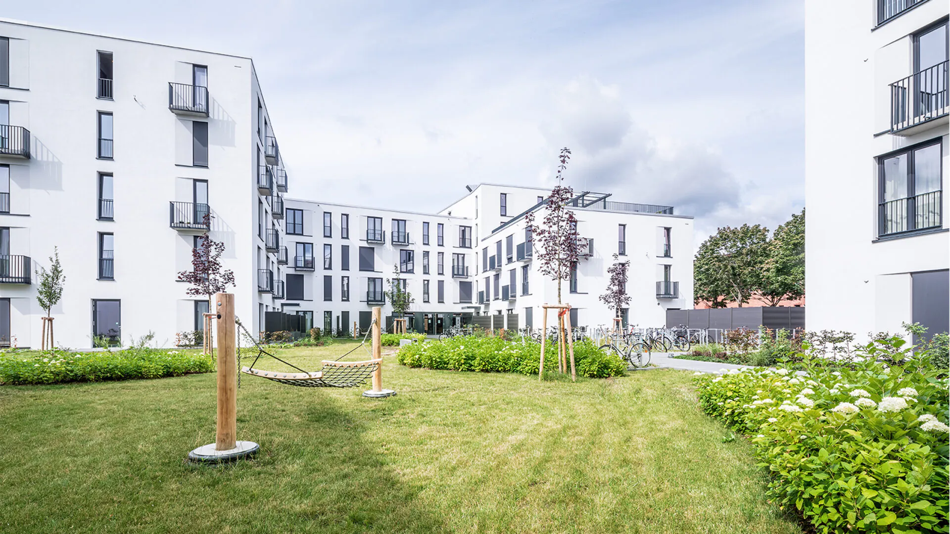 Neon-Wood-Studierende und Residenzen in Tübingen und Adlershof, 2024
